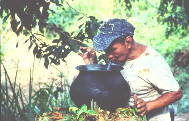 Amazônia peruana_1980_foto 3_Luis Eduardo Luna